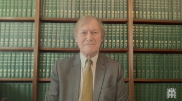 Sir David calls for more support for businesses applying for grants with the Council